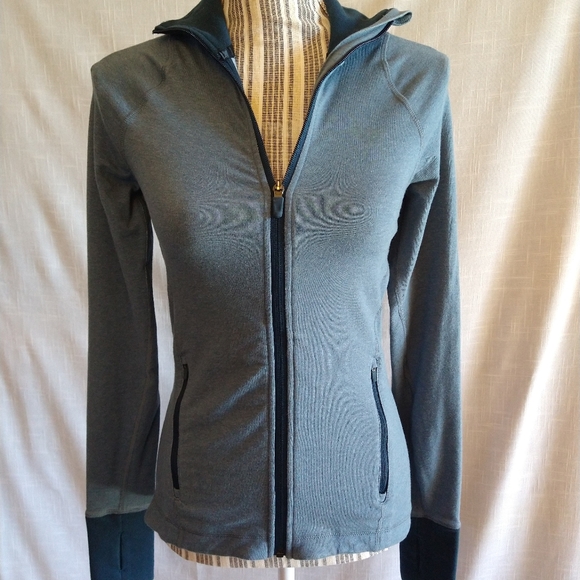 Nike dri fit Activewear sweatjacket sweatshirt size small - Picture 1 of 16